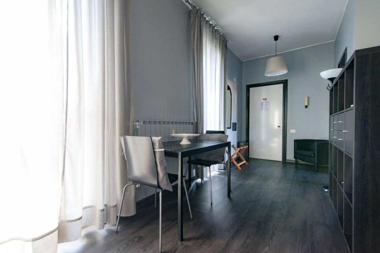 Via Mentana 32 - The House Of Travelers Apartment Комо Екстериор снимка