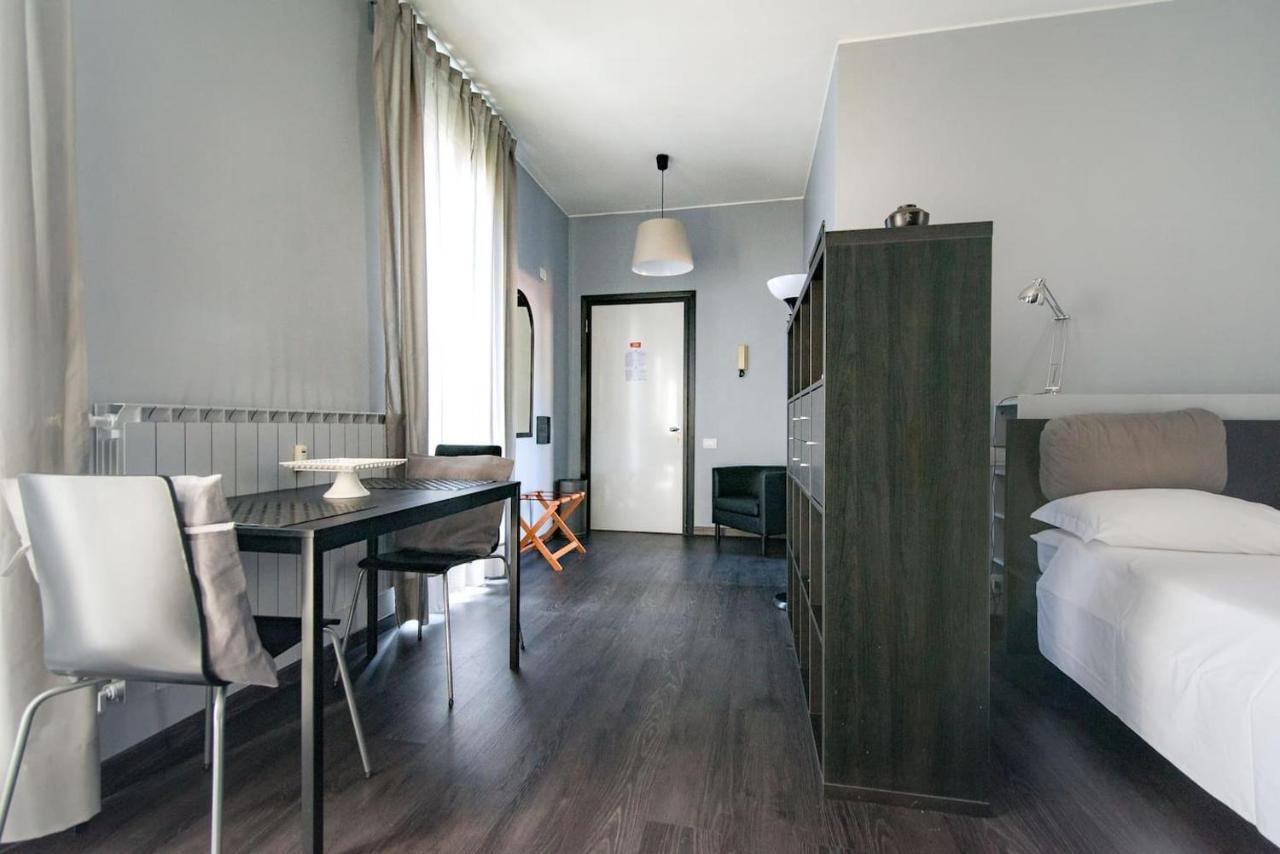 Via Mentana 32 - The House Of Travelers Apartment Комо Екстериор снимка
