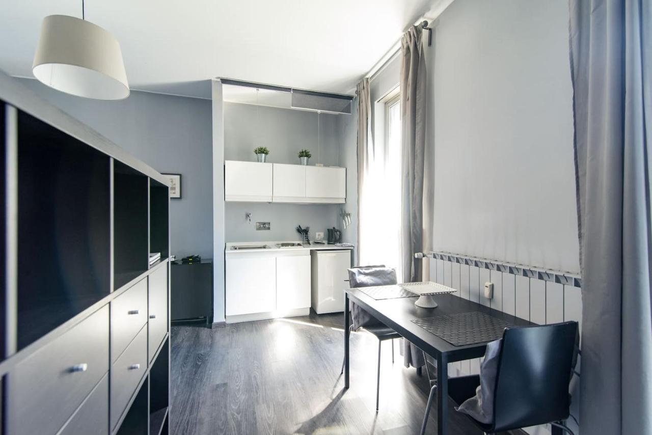 Via Mentana 32 - The House Of Travelers Apartment Комо Екстериор снимка