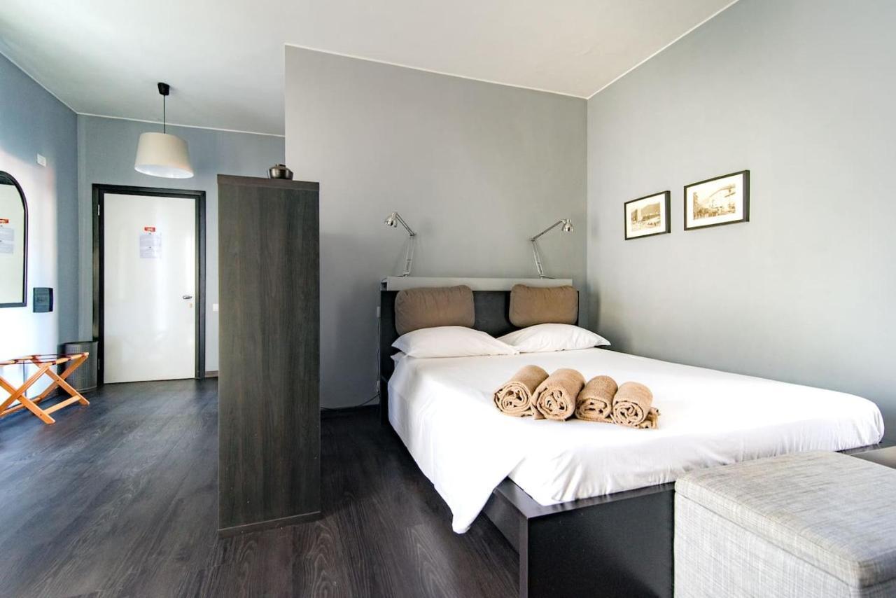 Via Mentana 32 - The House Of Travelers Apartment Комо Екстериор снимка